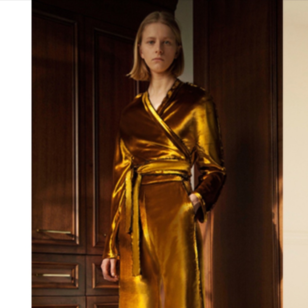 New Sid Neigum Tie Waist Crushed-Velvet Jacket Top